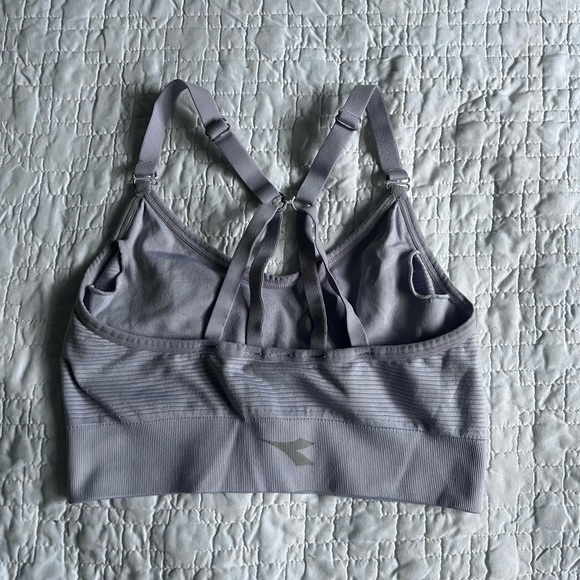 Diadora sports bra - Picture 2 of 2